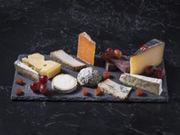 Пища для гурманов: пять дорогих изысканных сортов голубого сыра